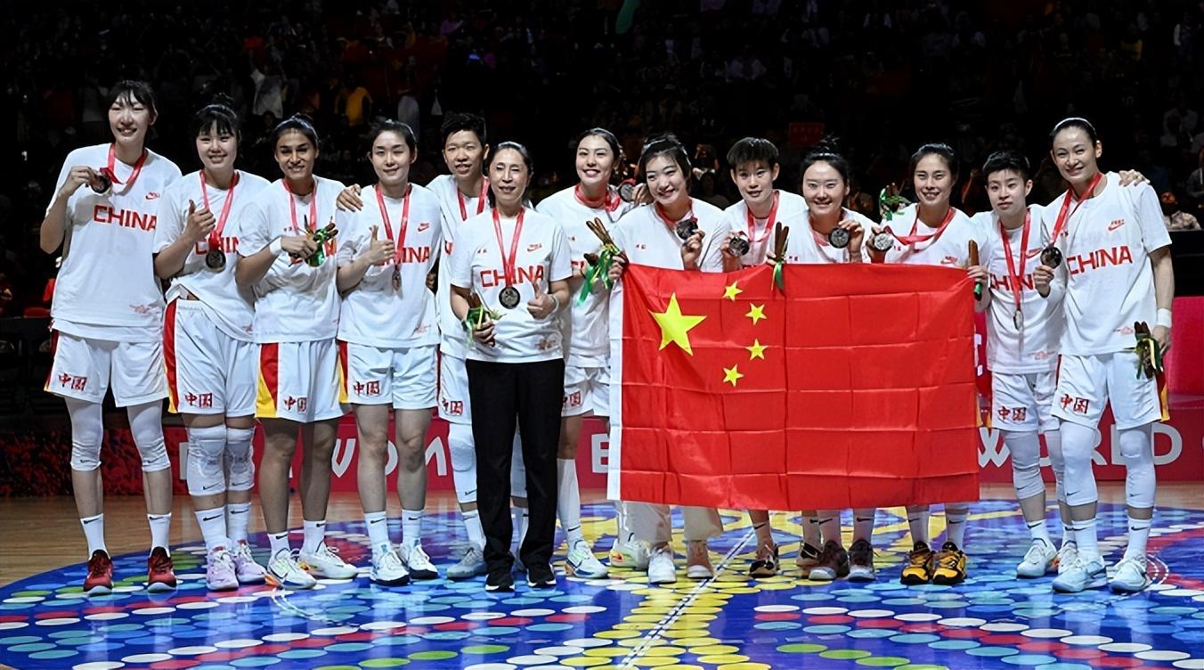 wnba排名赛程-女篮回国时间出炉！李梦安心养病，武桐桐检查，韩旭张茹营业